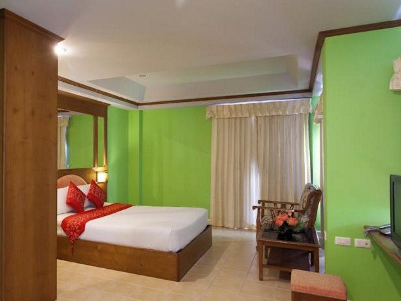 Chaba Kata Beach Hotel Luaran gambar