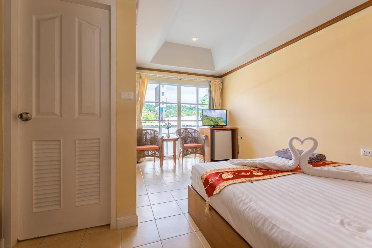 Chaba Kata Beach Hotel Bilik gambar